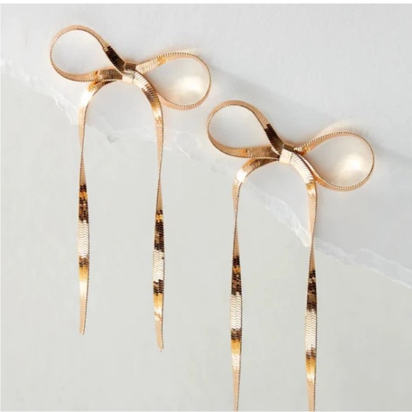 Free People Jewelry - NWOT Free People Gold Bow Earrings (1059)